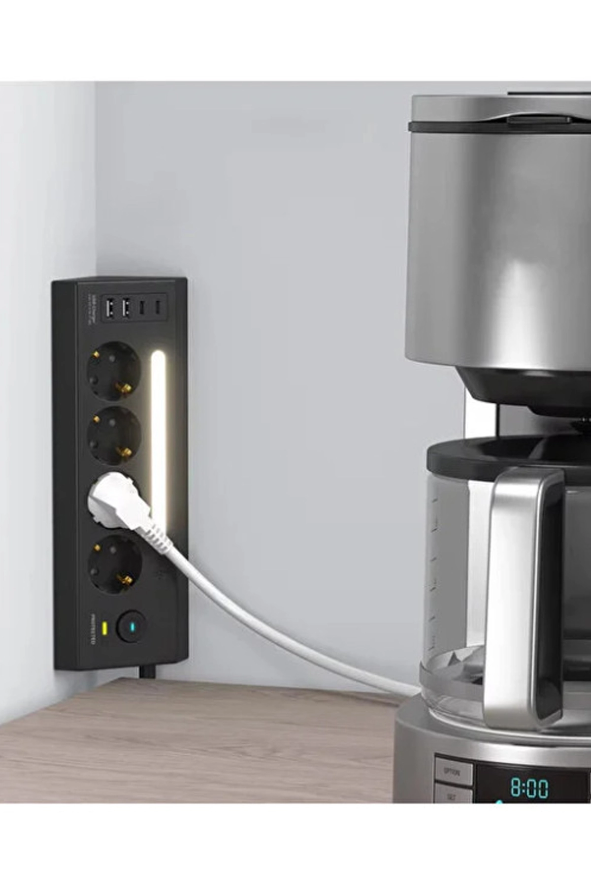 LP764 Çoklu Gece Lambalı Priz Yüksek Gerilim Korumalı 4’LÜ Priz 2XUSB 2XType-C Çıkışlı Grup Priz Çoğaltıcı